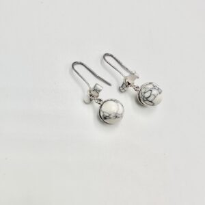Howlite hook Duo