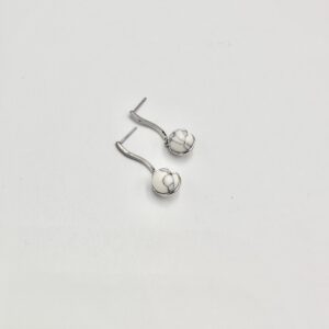 Howlite on wavey stud